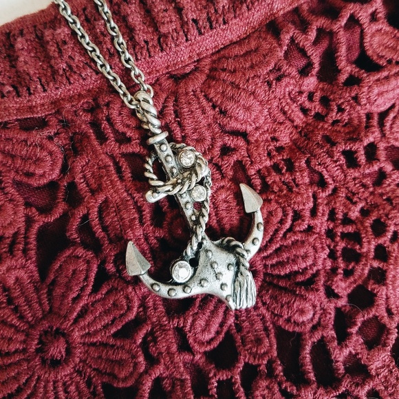 Maroon High Rise Shorts - Picture 3 of 4